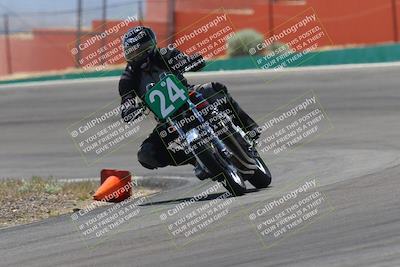 media/Apr-20-2025-AHRMA (Sun) [[393a79c373]]/Race/Group 8/Turn 4b/